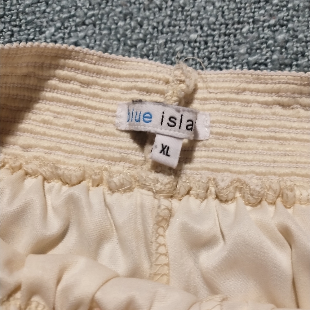 🇺🇸 Clearance 🇺🇸Blue Island Lace Crochet Shorts - Cream - Picture 3 of 4